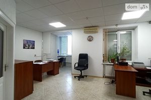 Сдается в аренду офис 102 кв. м в нежилом помещении в жилом доме