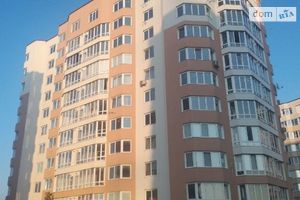 Продається 2-кімнатна квартира 83 кв. м у Хмельницькому