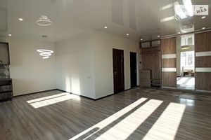 Продается 2-комнатная квартира 76 кв. м в Виннице