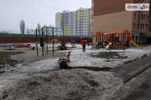 Продается 2-комнатная квартира 71.4 кв. м в Виннице