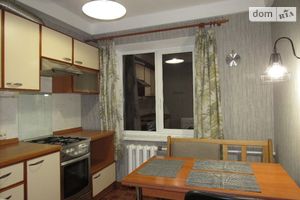 Сдается в аренду 3-комнатная квартира 57 кв. м в Киеве