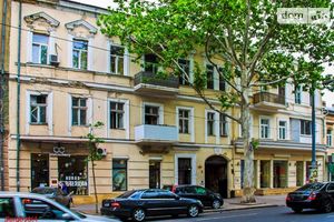 Здається в оренду нежитлове приміщення в житловому будинку 78 кв. м в 3-поверховій будівлі