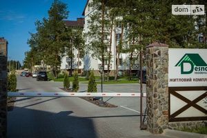 Продається 3-кімнатна квартира 81 кв. м у Броварах