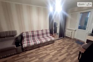 Продається 1-кімнатна квартира 32 кв. м у Дніпрі