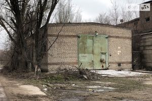 Продается отдельно стоящий гараж под грузовик / автобус на 308 кв. м