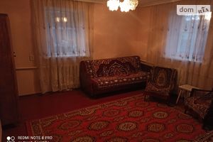 Сдается в оренду частина будинку 52 кв. м з садом