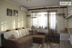 Продается 3-комнатная квартира 69 кв. м в Харькове