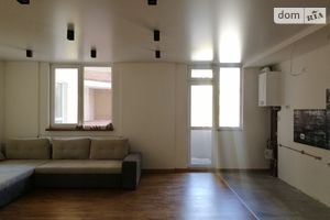 Продается 2-комнатная квартира 80 кв. м в Тернополе