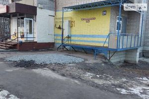 Здається в оренду приміщення вільного призначення 90 кв. м в 9-поверховій будівлі