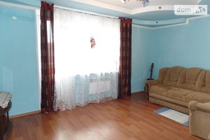 Продается 1-комнатная квартира 37.7 кв. м в Тростянце