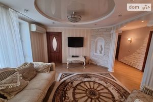Продається 4-кімнатна квартира 79 кв. м у Миколаєві