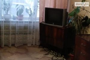 Продается 3-комнатная квартира 68.5 кв. м в Павлограде