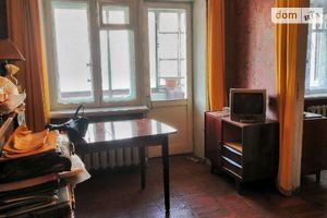 Продається 3-кімнатна квартира 56 кв. м у Дніпрі