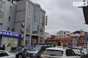 Сдается в аренду торгово-офисный центр 42 кв. м в 4-этажном здании