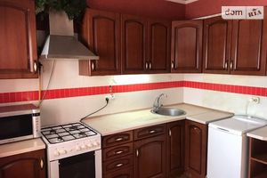 Продается 2-комнатная квартира 70 кв. м в Черкассах
