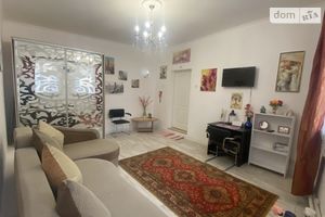 Продається одноповерховий будинок 72.5 кв. м з балконом