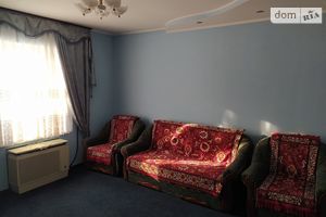Продається 4-кімнатна квартира 75 кв. м у Липовці