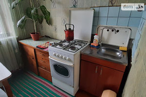 Продается 1-комнатная квартира 31 кв. м в Чернигове