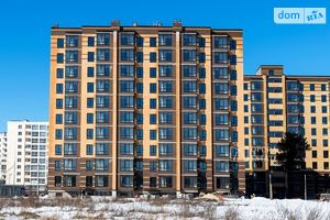 Продается 1-комнатная квартира 37 кв. м в Чернигове