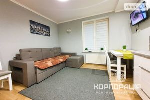Здається в оренду 1-кімнатна квартира 40 кв. м у Ужгороді