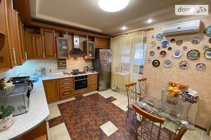 Продается 1-комнатная квартира 65 кв. м в Николаеве