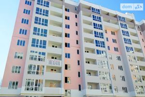 Продается 3-комнатная квартира 99.3 кв. м в Чернигове