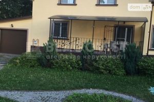 Продается дом на 2 этажа 268 кв. м с подвалом