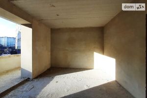 Продается 2-комнатная квартира 65 кв. м в Ивано-Франковске