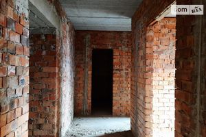 Продается 2-комнатная квартира 61 кв. м в Ивано-Франковске