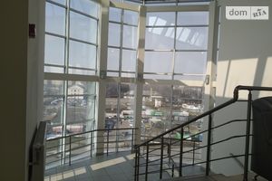 Продается офис 1400 кв. м в торгово-офисном центре