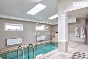 Продается одноэтажный дом 250 кв. м с мебелью