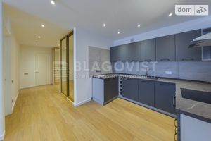 Продается 3-комнатная квартира 84 кв. м в Киеве