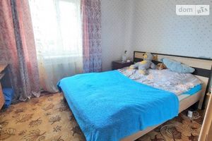 Продається 3-кімнатна квартира 62.8 кв. м у Хмільнику