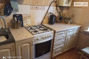 Продается 1-комнатная квартира 32 кв. м в Днепре