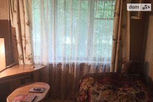 Продается 1-комнатная квартира 30 кв. м в Днепре