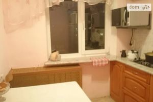 Продается 3-комнатная квартира 49 кв. м в Днепре