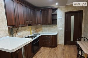 Сдается в аренду 2-комнатная квартира 70 кв. м в Черновцах