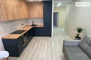 Продается 1-комнатная квартира 52 кв. м в Днепре