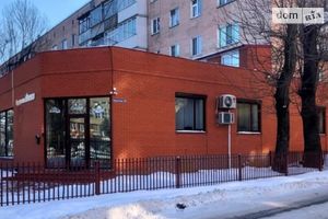 Продається об'єкт сфери послуг 341 кв. м в 5-поверховій будівлі