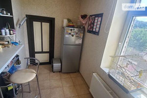 Продается 1-комнатная квартира 35 кв. м в Днепре
