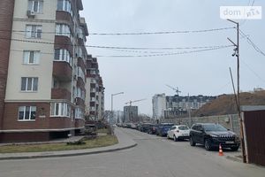Продається 3-кімнатна квартира 80 кв. м у Одесі