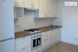 Продается 2-комнатная квартира 77.3 кв. м в Хмельницком
