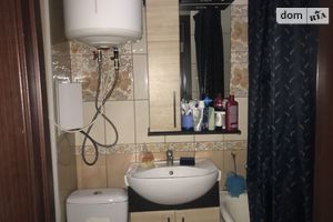 Продается 1-комнатная квартира 18 кв. м в Днепре