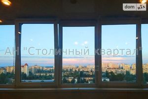 Сдается в аренду 4-комнатная квартира 97 кв. м в Киеве