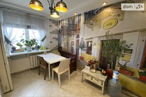 Продается 3-комнатная квартира 72 кв. м в Одессе