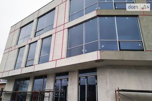 Здається в оренду об'єкт сфери послуг 600 кв. м в 3-поверховій будівлі