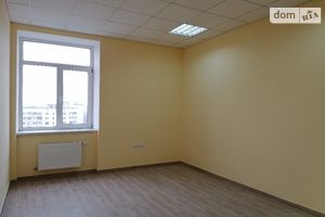 Сдается в аренду офис 18.2 кв. м в торгово-офисном центре