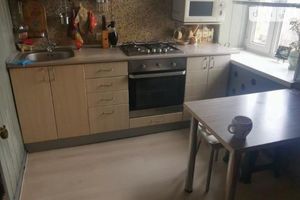 Продается 2-комнатная квартира 45 кв. м в Днепре