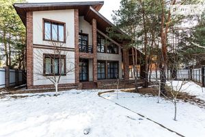 Сдается в аренду дом на 2 этажа 300 кв. м с садом