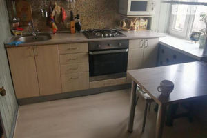 Продается 2-комнатная квартира 45 кв. м в Днепре